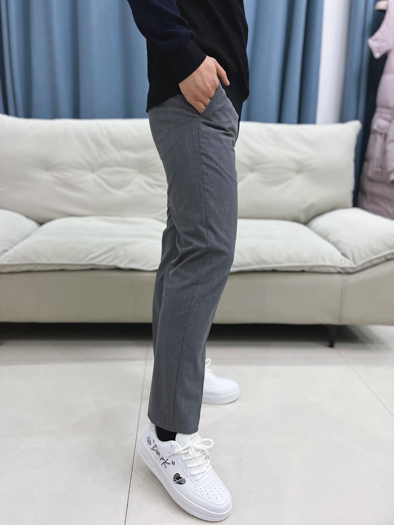 小白鞋搭配西裤 满满的休闲时尚感🥳🥳